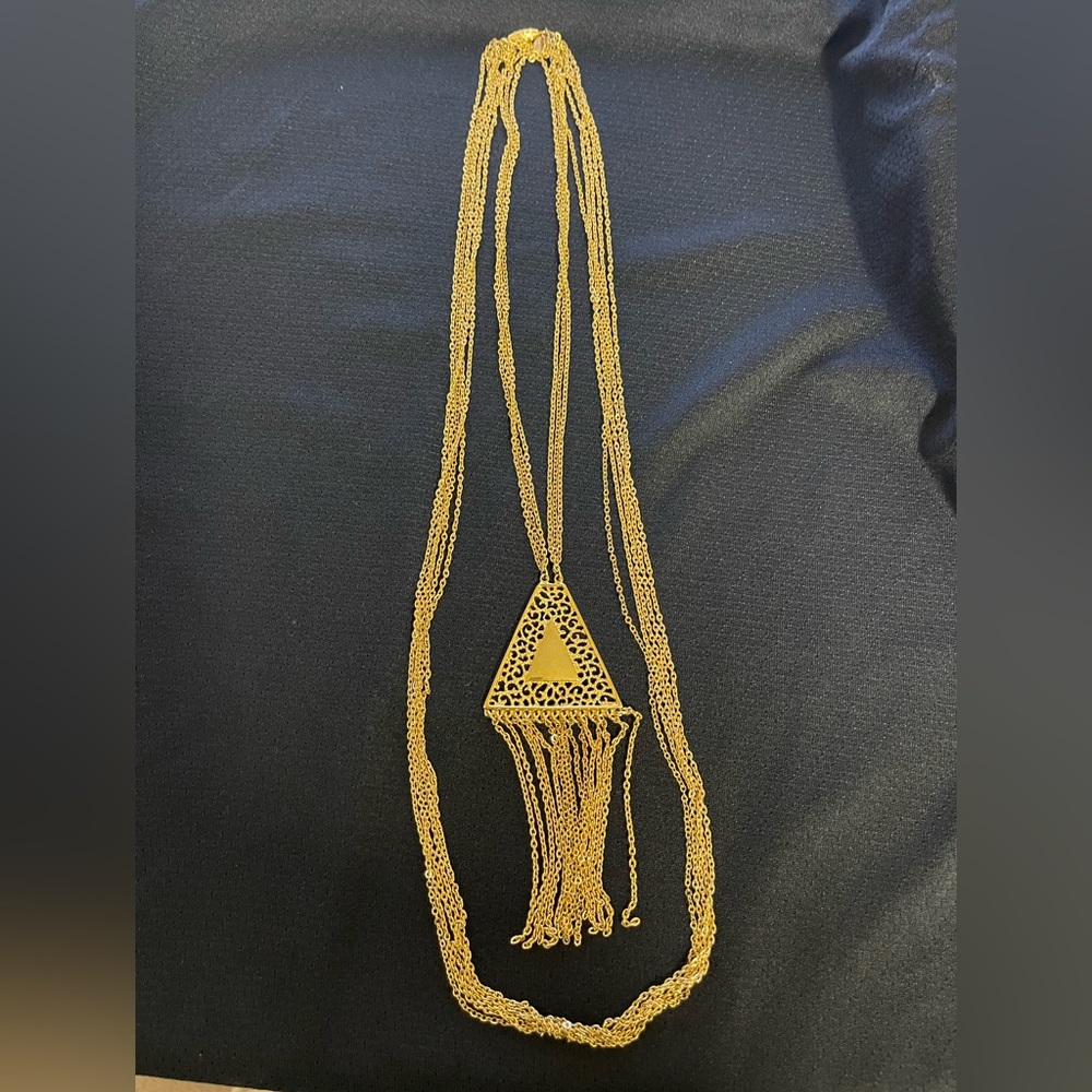 Elegant Gold Vendome long necklace